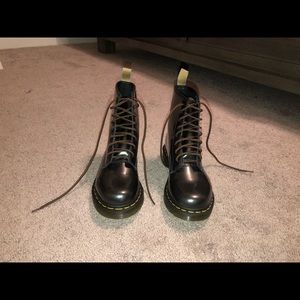 1460 Vegan Chrome Dr. Martens